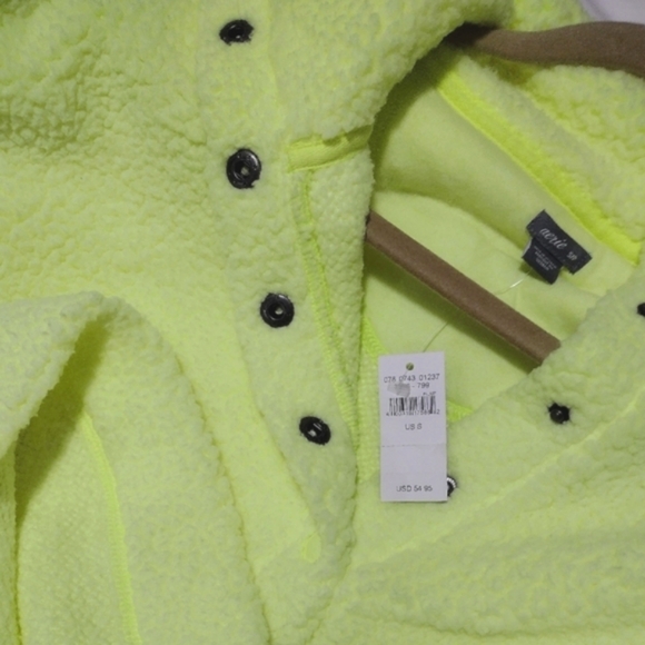 NWT🔥$55 Aerie Cloud Fluffy Soft Henley Sweatshirt Sweater Neon Yellow Last 1 - Picture 6 of 12
